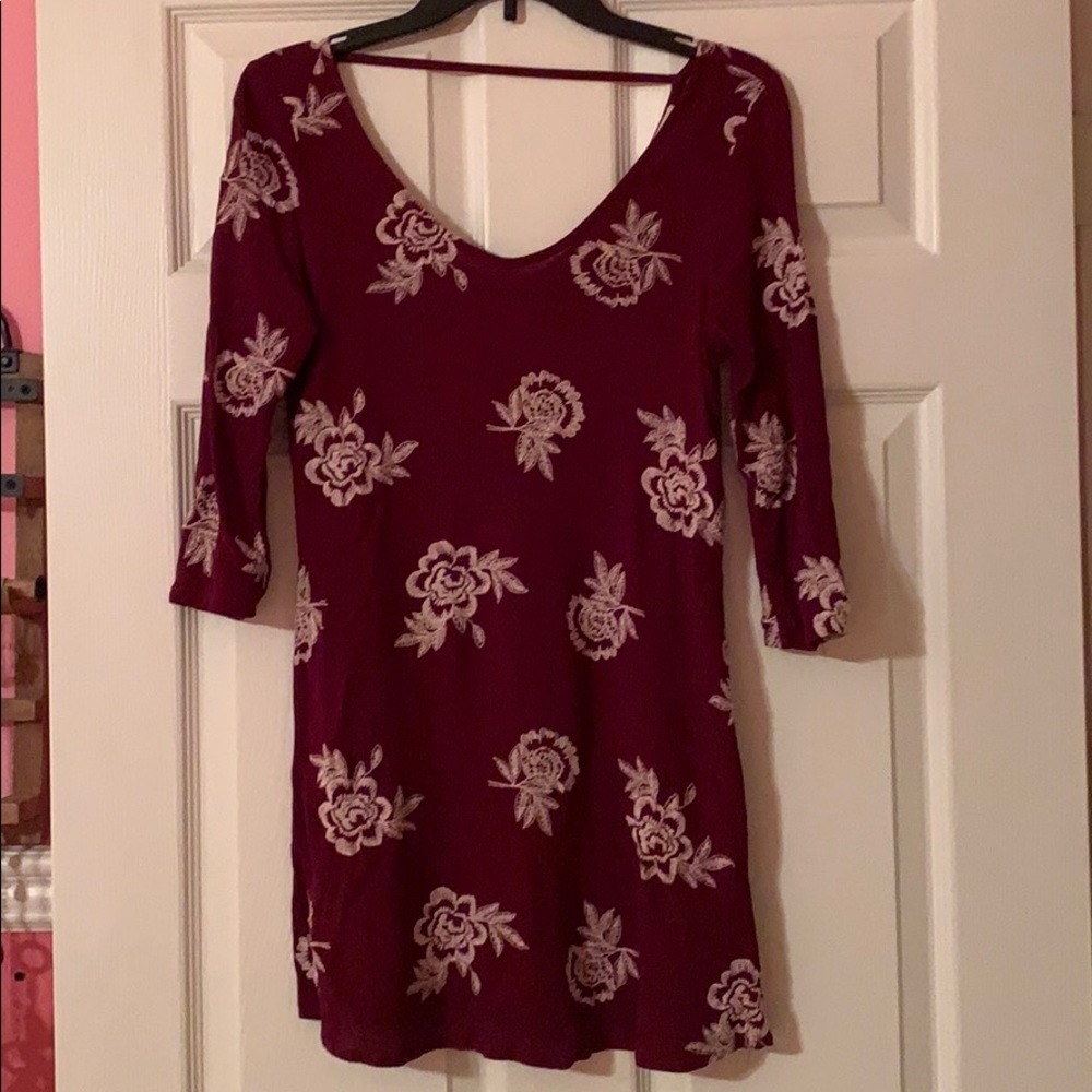 Super cute red dress with white roses